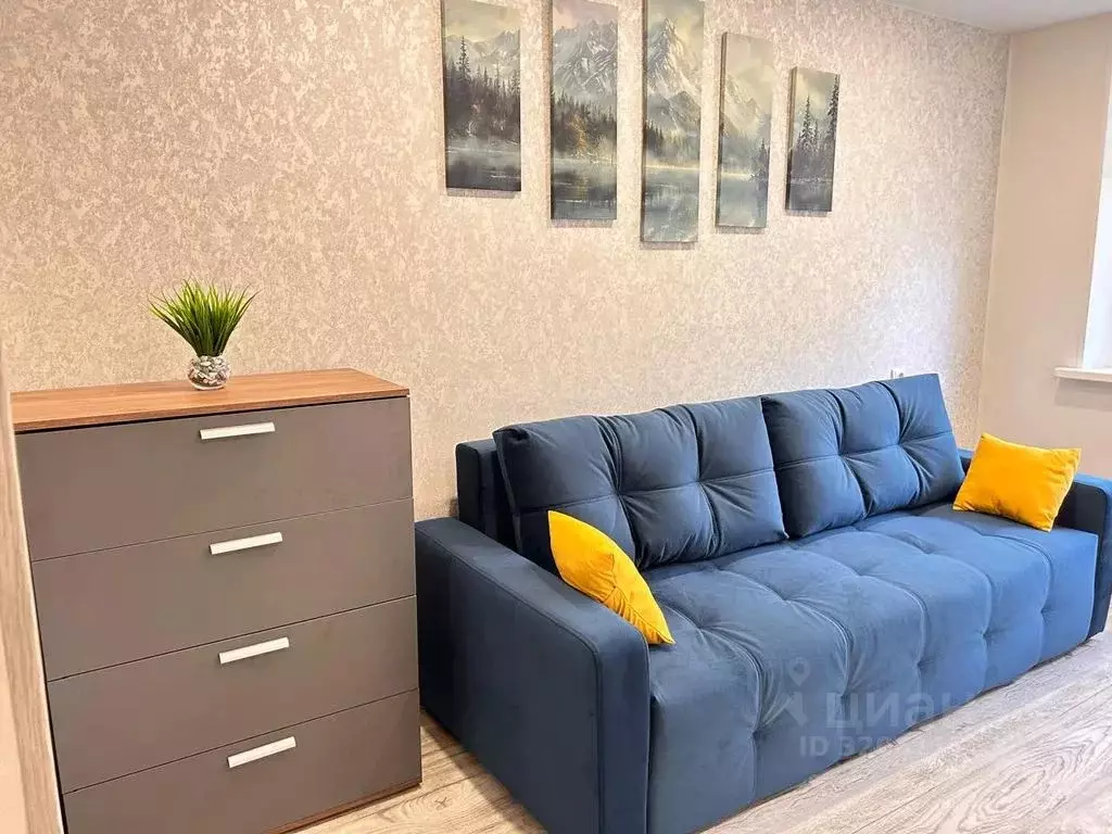 2-к кв. Мурманская область, Кировск Комсомольская ул., 10 (44.0 м) - Фото 1