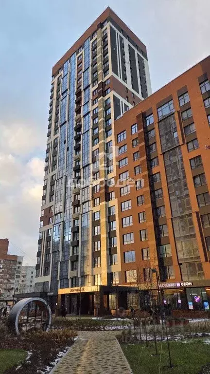 2-к кв. Свердловская область, Екатеринбург ул. Нагорная, 16 (76.4 м) - Фото 1