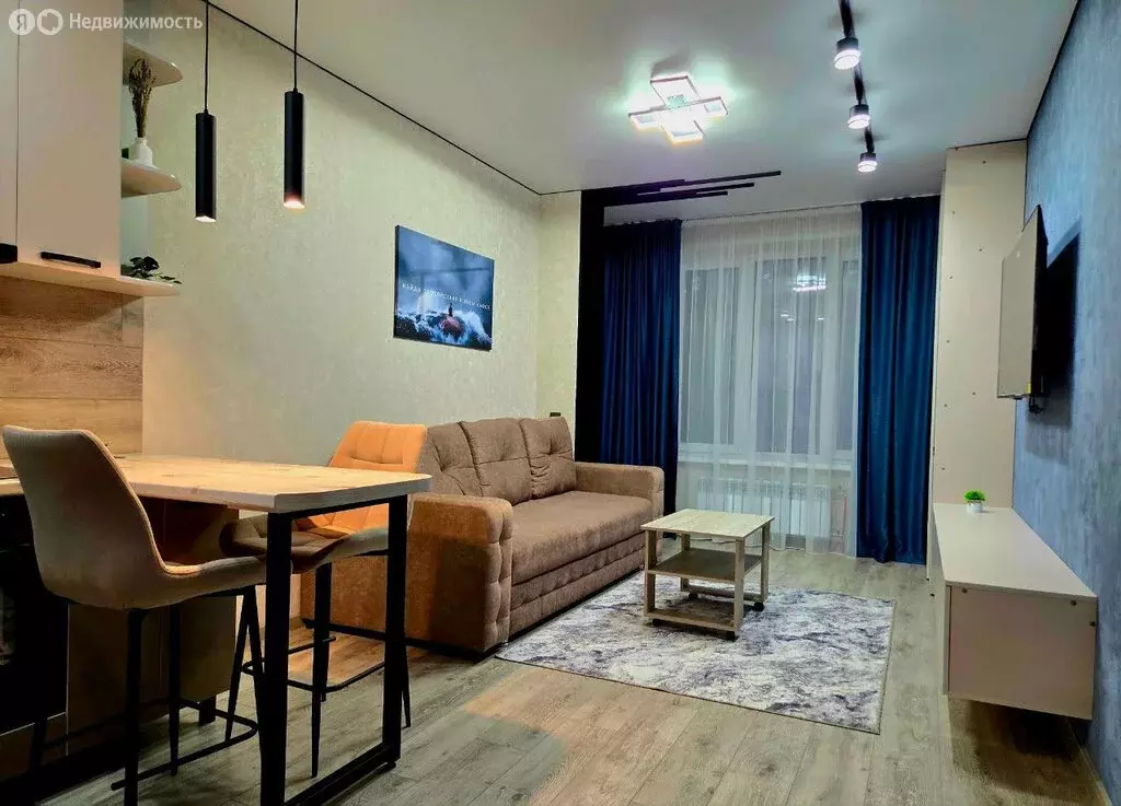 2-комнатная квартира: Абакан, улица Генерала Тихонова, 8 (48 м) - Фото 0