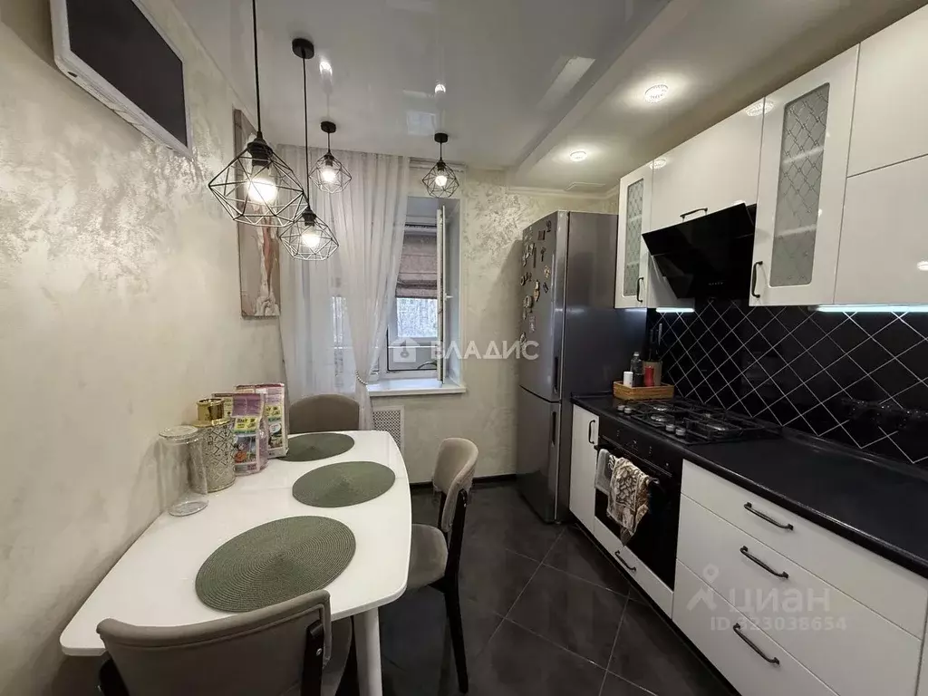 2-к кв. Владимирская область, Ковров просп. Мира, 6 (56.0 м) - Фото 1