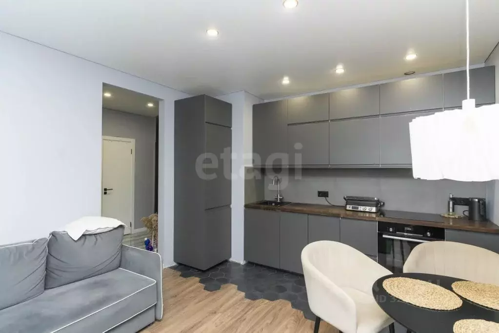 1-к кв. Тюменская область, Тюмень Войновка мкр, ул. Энергостроителей, ... - Фото 0