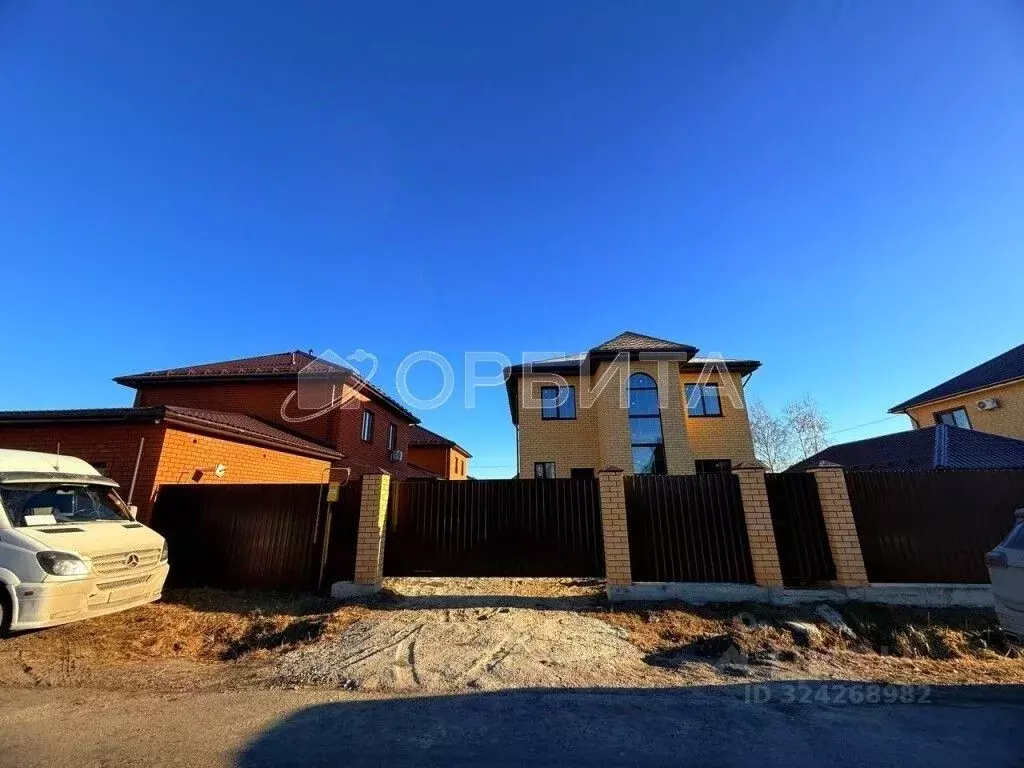 Дом в Тюменская область, Тюмень пер. Травный, 1А (170 м) - Фото 2