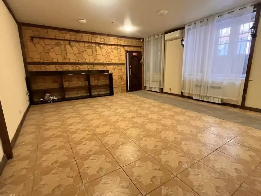 Помещение свободного назначения в Омская область, Омск Пригородная ... - Фото 1