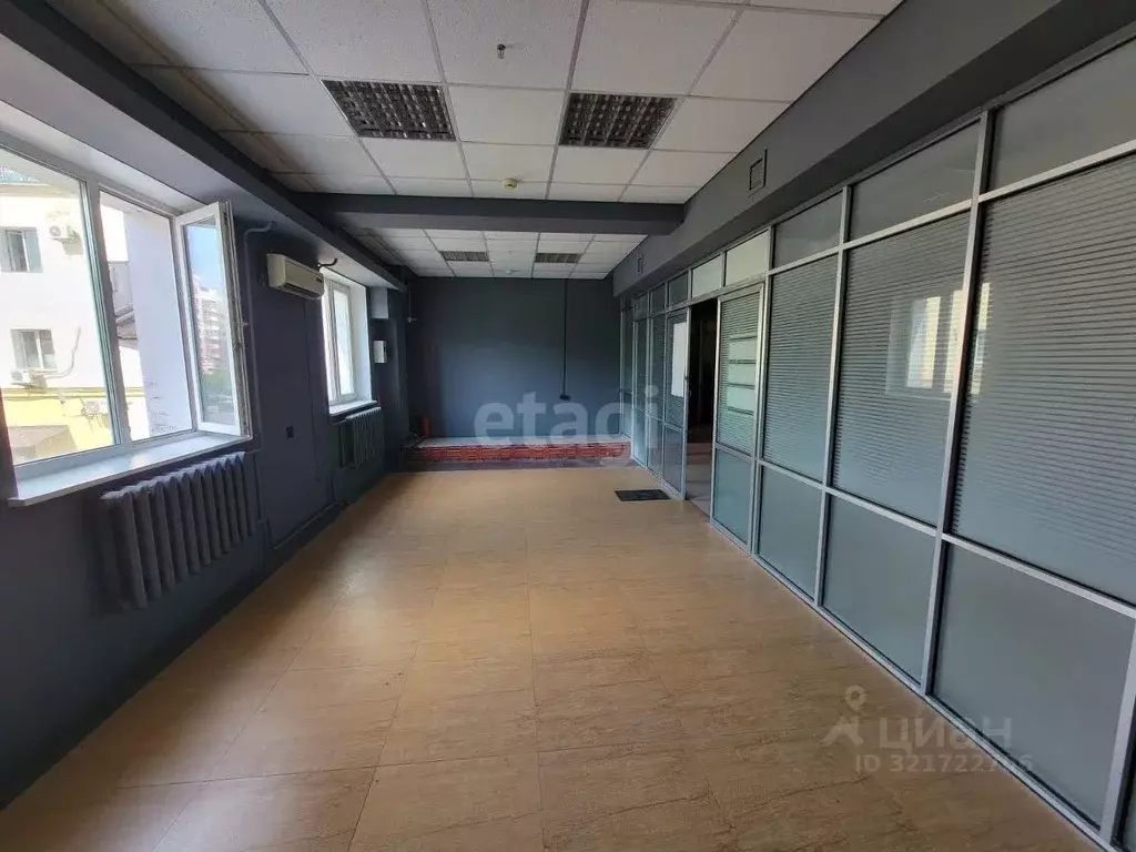 Торговая площадь в Амурская область, Благовещенск ул. Горького, 156 ... - Фото 1