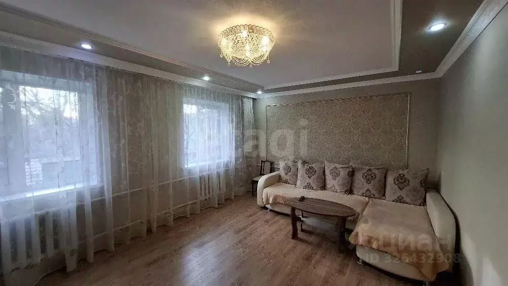 Дом в Ставропольский край, Изобильный ул. Лопатина, 3Б/2 (165 м) - Фото 1