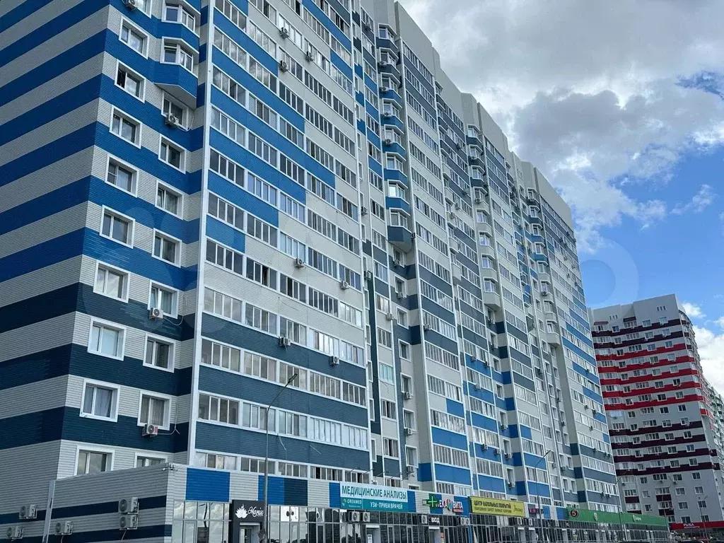2-к. квартира, 60 м, 8/17 эт. - Фото 1