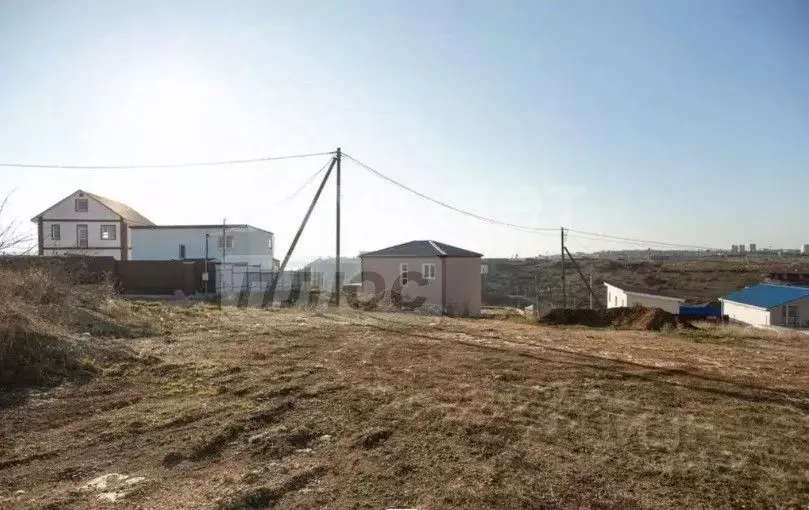 Участок в Севастополь ул. Кадетская, 38 (10.0 сот.) - Фото 2