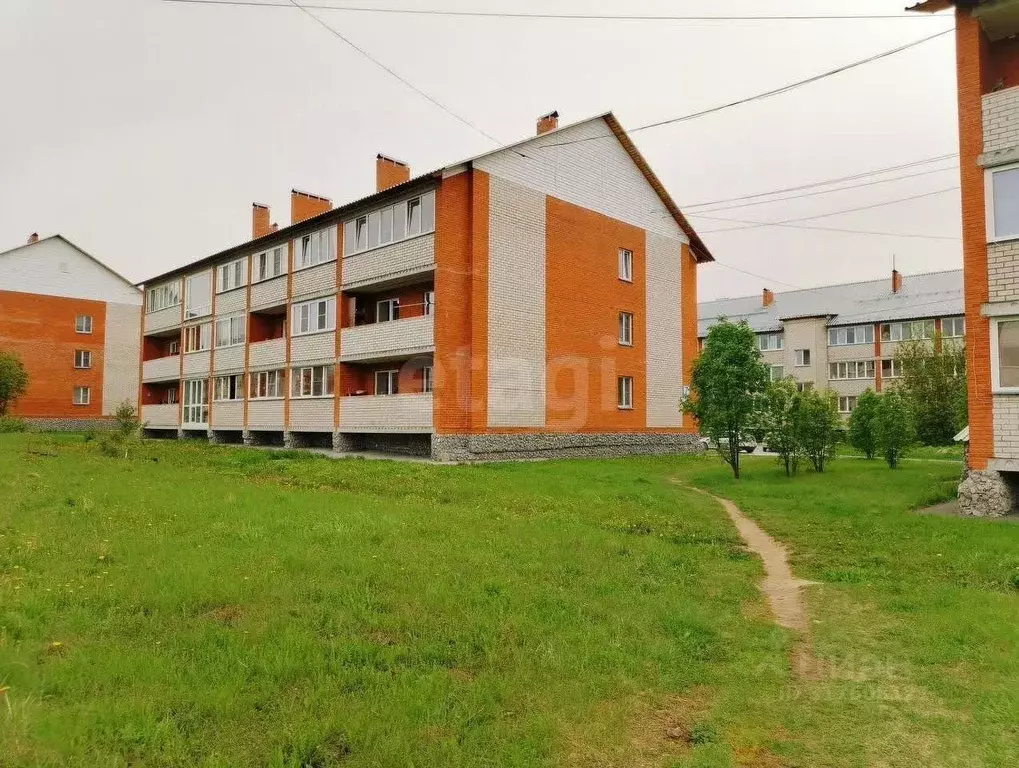 2-к кв. Новосибирская область, Бердск ул. Кристальная, 7 (61.5 м) - Фото 0