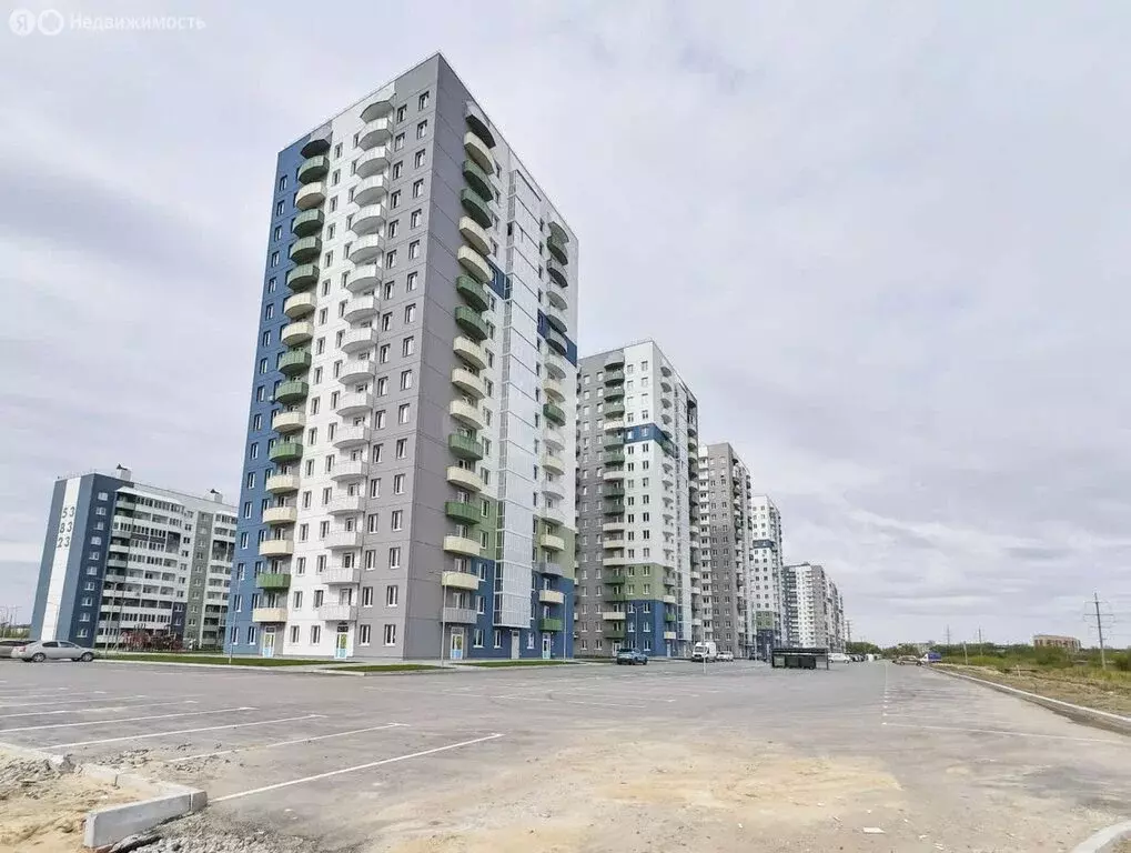 3-комнатная квартира: Тюмень, улица Героев Космоса, 9 (73.1 м) - Фото 0