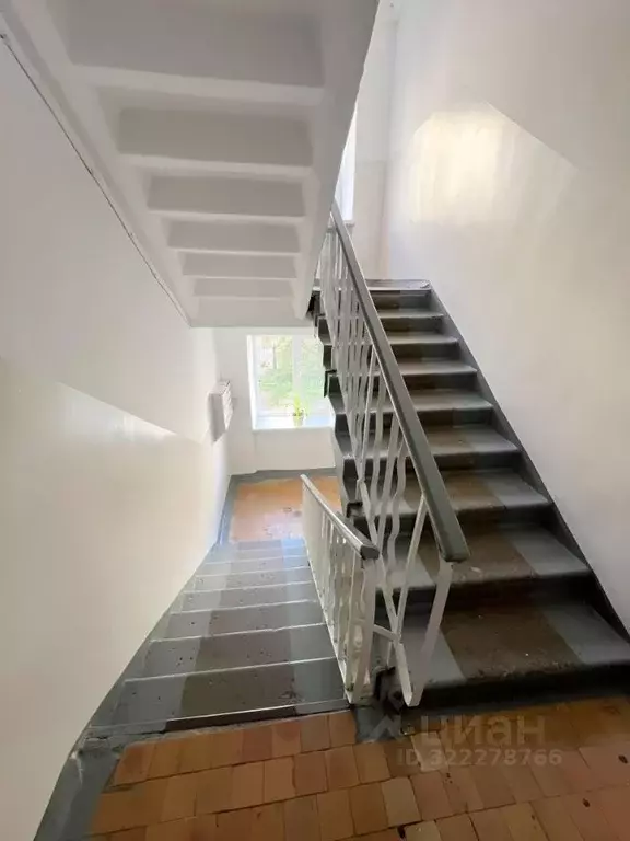 2-к кв. Омская область, Омск ул. Чапаева, 81 (47.7 м) - Фото 1