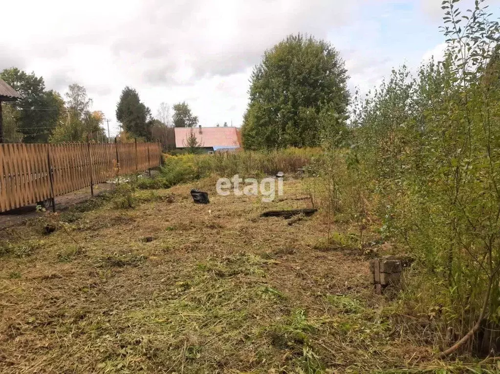 Участок в Ленинградская область, Кировский район, пос. Мга ул. ... - Фото 1