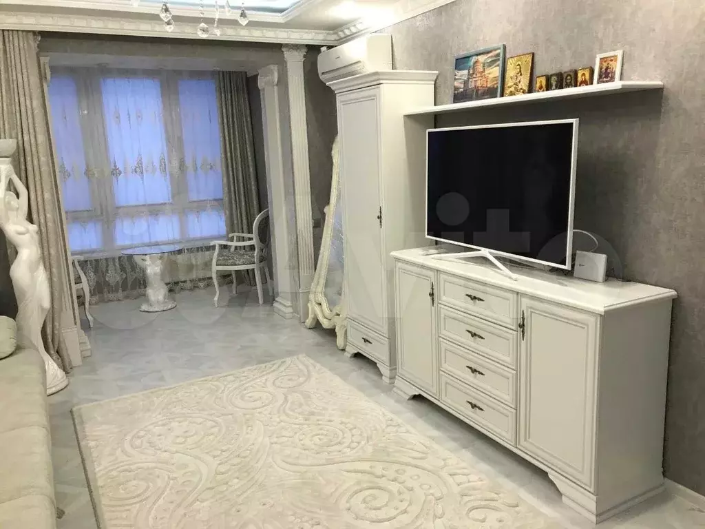 1-к. квартира, 42 м, 4/5 эт. - Фото 0