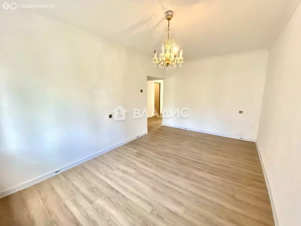 3-комнатная квартира: Белгород, Садовая улица, 30 (58.6 м) - Фото 1