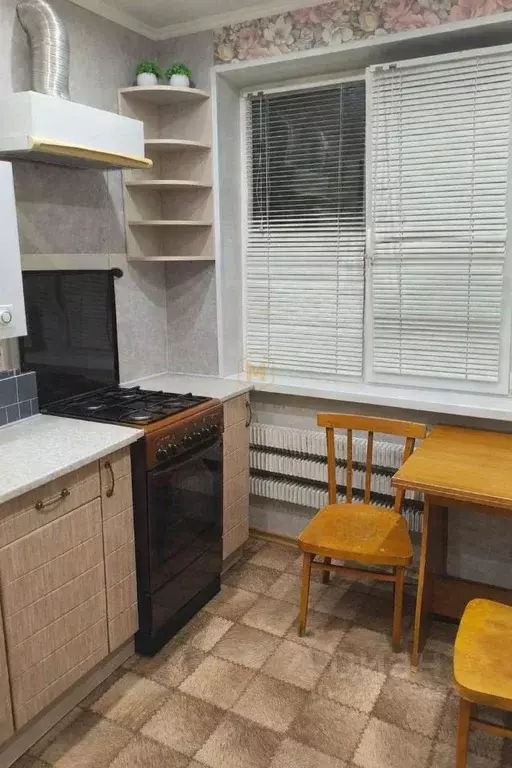 3-к кв. Белгородская область, Белгород ул. Железнякова, 5 (61.2 м) - Фото 2