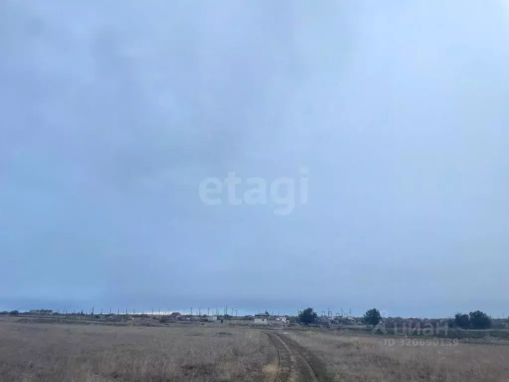 Участок в Крым, Сакский район, с. Штормовое  (10.0 сот.) - Фото 0