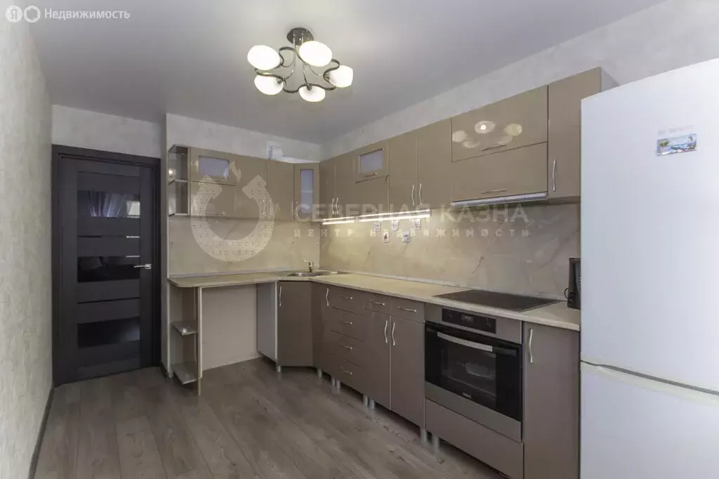 2-комнатная квартира: Екатеринбург, улица Начдива Онуфриева, 6к3 (56.9 ... - Фото 2