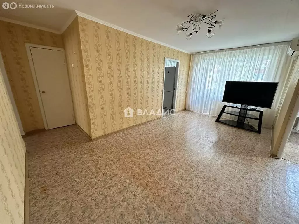 3-комнатная квартира: Нижнекамск, улица Тихая аллея, 7 (56.7 м) - Фото 2