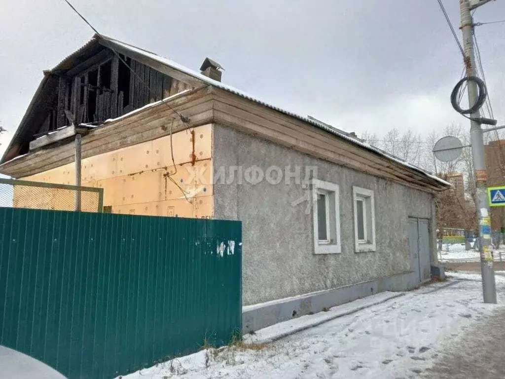 Дом в Новосибирская область, Новосибирск ул. Кирова (100 м) - Фото 1