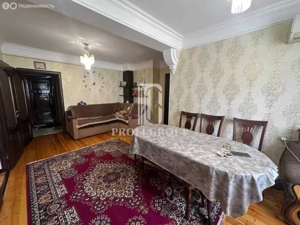 3-комнатная квартира: Каспийск, улица Ленина, 70 (90 м) - Фото 0