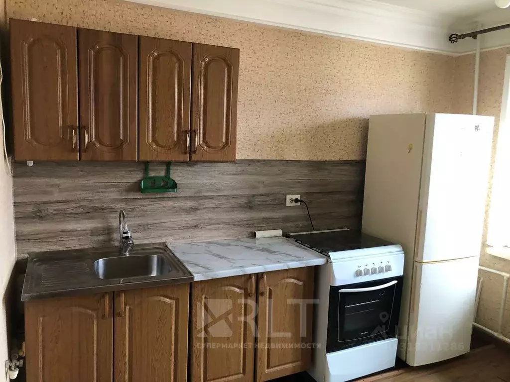 2-к кв. Дагестан, Каспийск просп. М. Омарова, 11 (72.0 м) - Фото 1