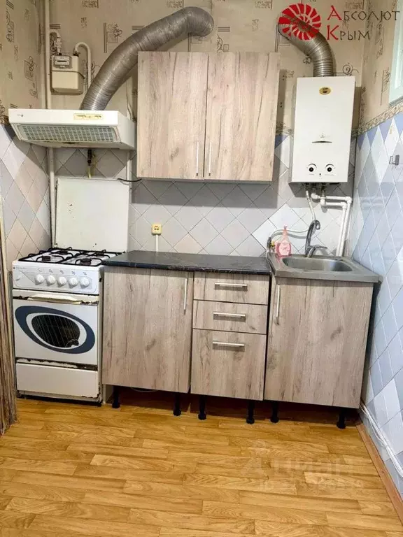 1-к кв. Крым, Феодосия ул. Володарского, 35 (37.0 м) - Фото 2