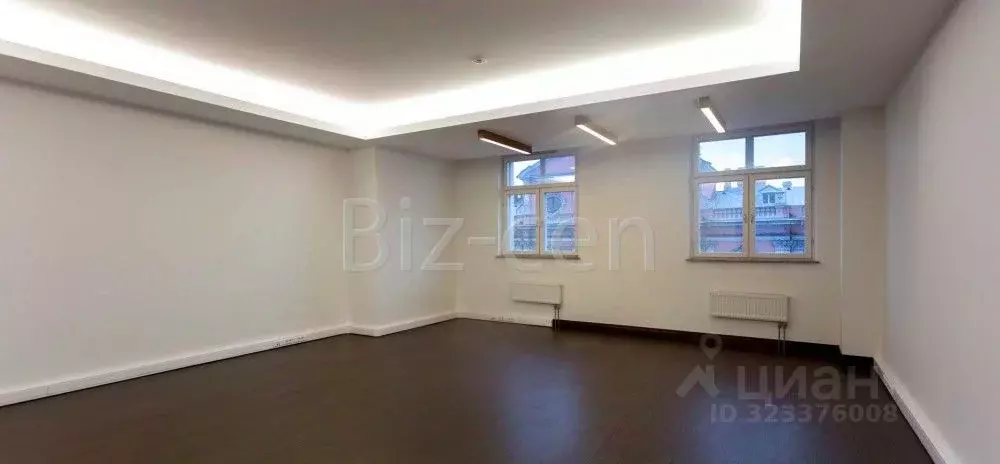 Офис в Санкт-Петербург Невский просп., 68а (340 м) - Фото 2