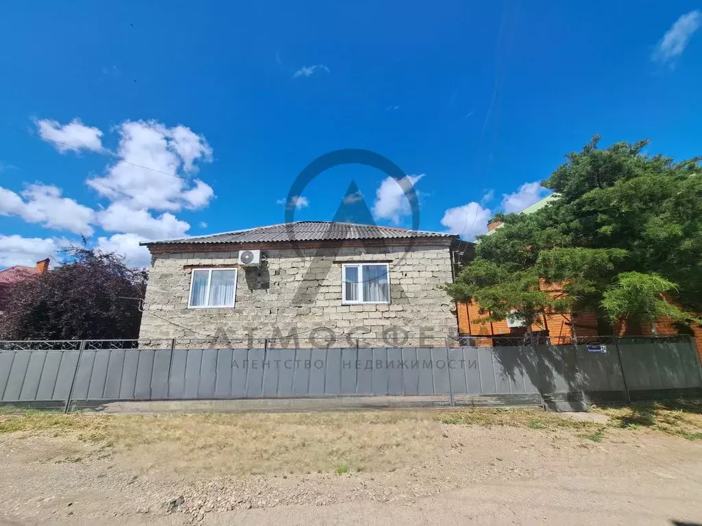 Дом в Краснодарский край, Апшеронск Кооперативный пер. (142 м) - Фото 1