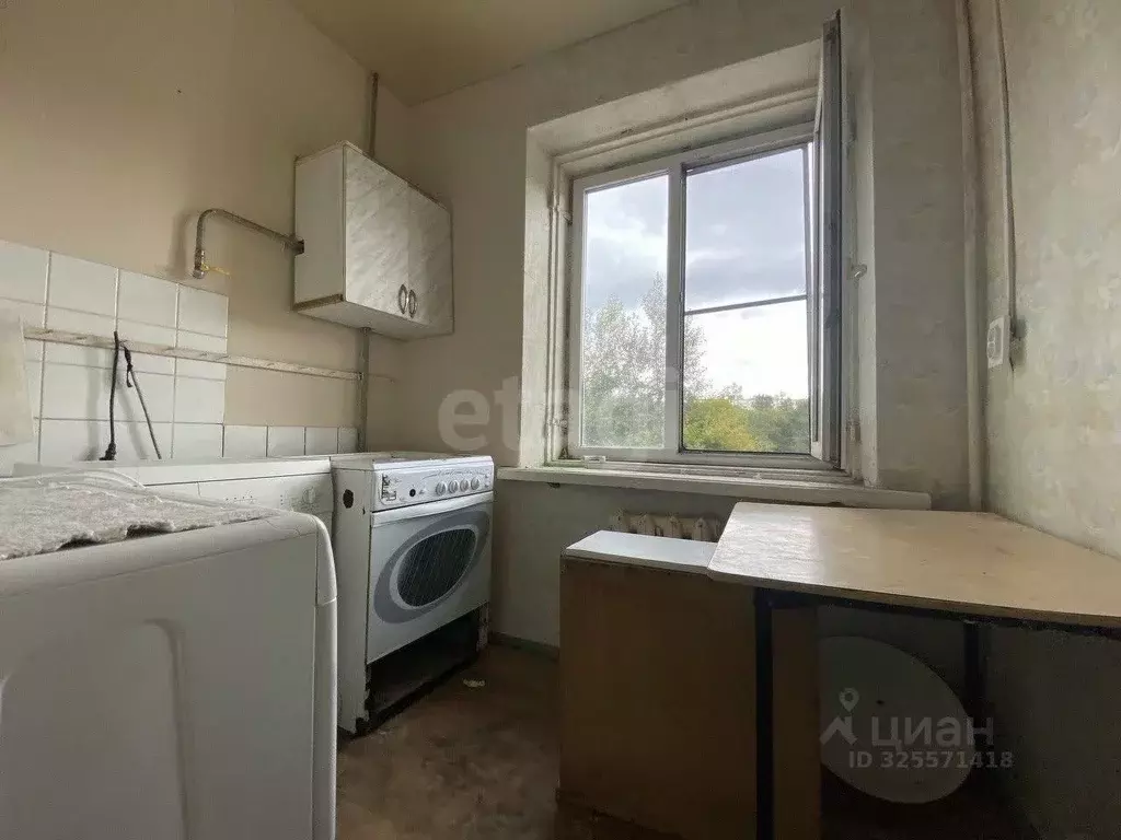 Комната Челябинская область, Челябинск Российская ул., 45А (9.1 м) - Фото 1