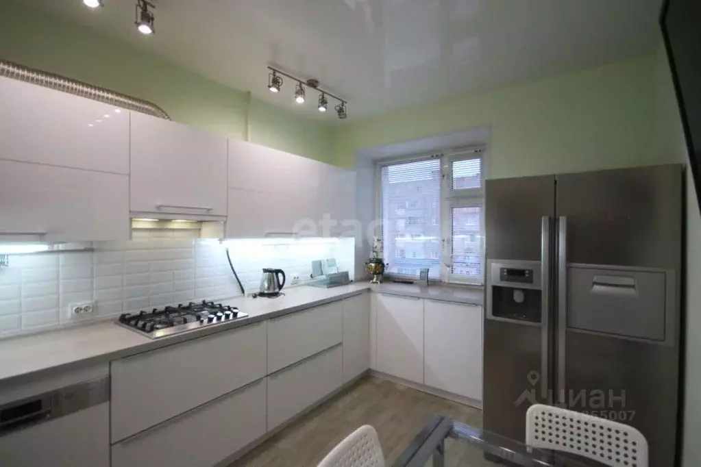 3-к кв. Ямало-Ненецкий АО, Новый Уренгой Мирный мкр, 7/2 (70.5 м) - Фото 1