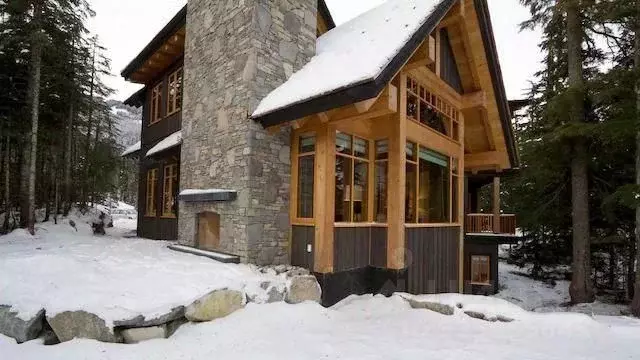 Дом в Краснодарский край, Сочи с. Эстосадок, ул. Березовая (230 м) - Фото 1