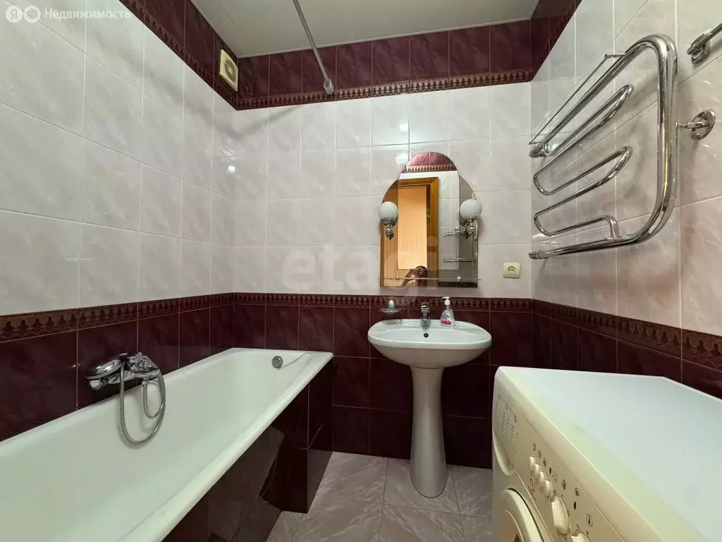 3-комнатная квартира: Владикавказ, Первомайская улица, 38 (74 м) - Фото 1