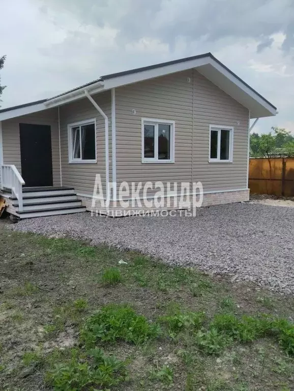 Дом в Ленинградская область, Кировское городское поселение, Беляевский ... - Фото 2
