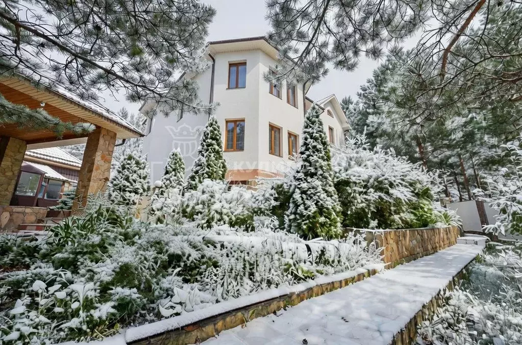 Коттедж в Свердловская область, Сысертский муниципальный округ, с. ... - Фото 1