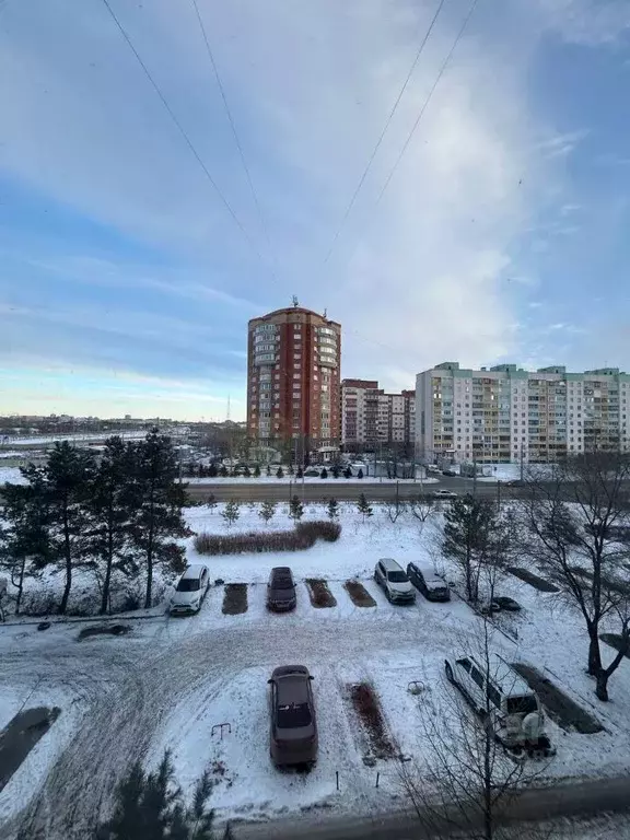 3-к кв. Омская область, Омск ул. Крупской, 1 (63.4 м) - Фото 2