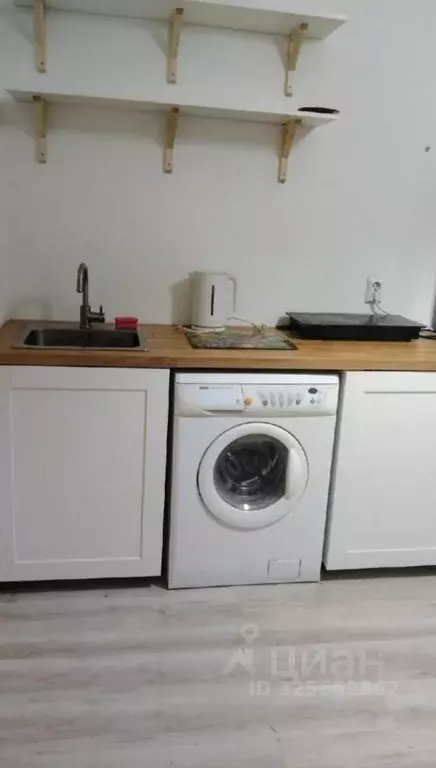 Студия Свердловская область, Екатеринбург ул. Павла Шаманова, 17 (20.0 ... - Фото 1