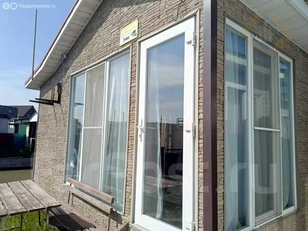 Дом в Приморский край, Партизанский муниципальный округ, посёлок ... - Фото 1