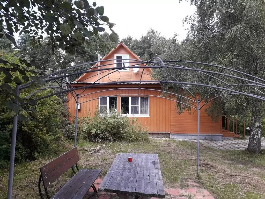 Дом в Калужская область, Жуковский район, Тарутино с/пос, д. Верхние ... - Фото 2