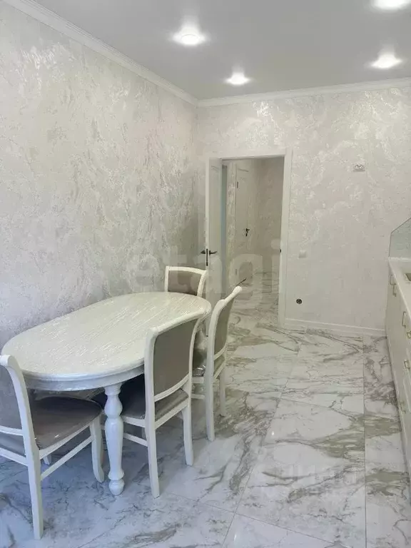 2-к кв. Северная Осетия, Владикавказ ул. Билара Кабалоева, 8А (79.0 м) - Фото 1