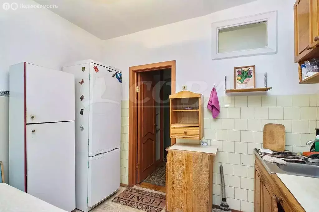 3-комнатная квартира: Тюмень, улица Свердлова, 16 (81 м) - Фото 1