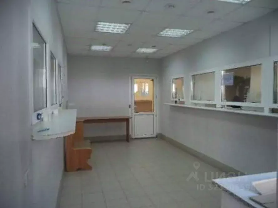 Помещение свободного назначения в Челябинская область, Чебаркуль ул. ... - Фото 2