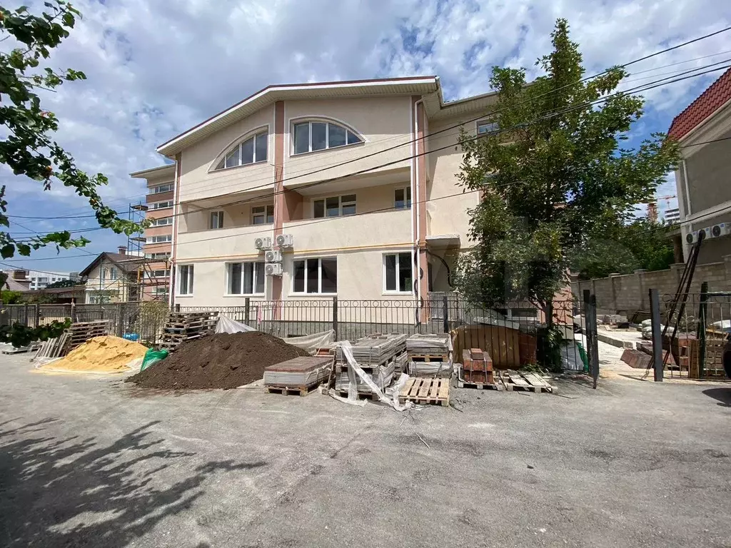 Дом 450 м на участке 5 сот. - Фото 0