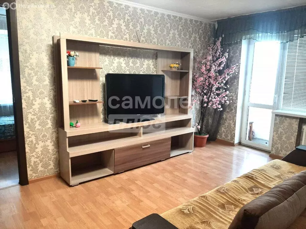 2-комнатная квартира: Тихорецк, Октябрьская улица, 6 (44.9 м) - Фото 0