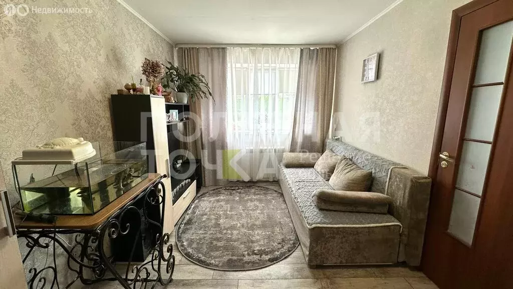3-комнатная квартира: Боровичи, Загородная улица, 65 (50.5 м) - Фото 1