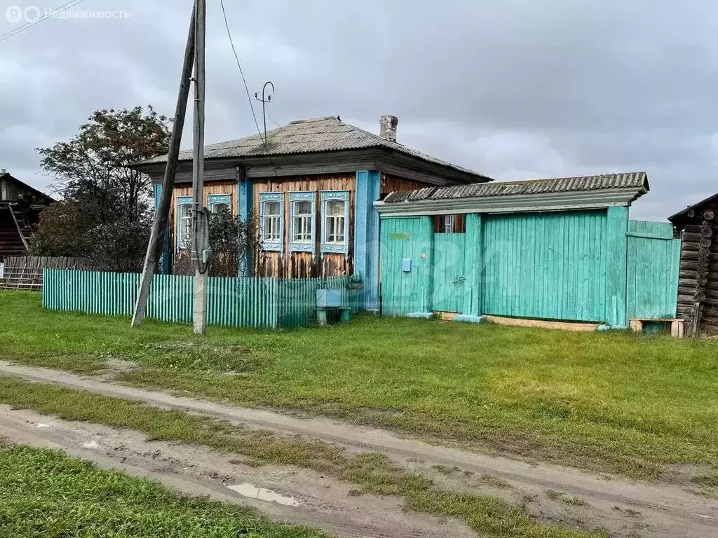 Дом в Тюменская область, Исетский муниципальный округ, деревня Ботники ... - Фото 0