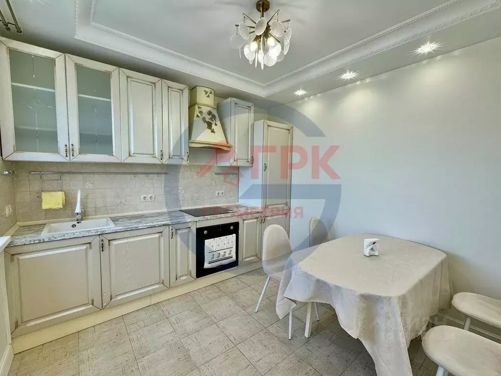 3-к кв. Москва ул. Кашенкин Луг, 8к3 (81.2 м) - Фото 0