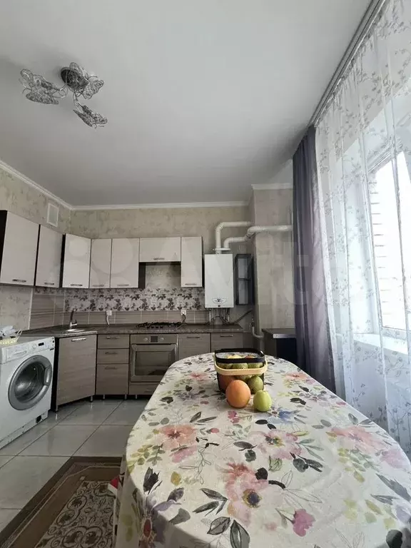3-к. квартира, 95 м, 14/17 эт. - Фото 0