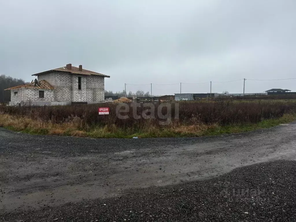 Участок в Калужская область, Совхоз Боровский с/пос, д. Уваровское  ... - Фото 1