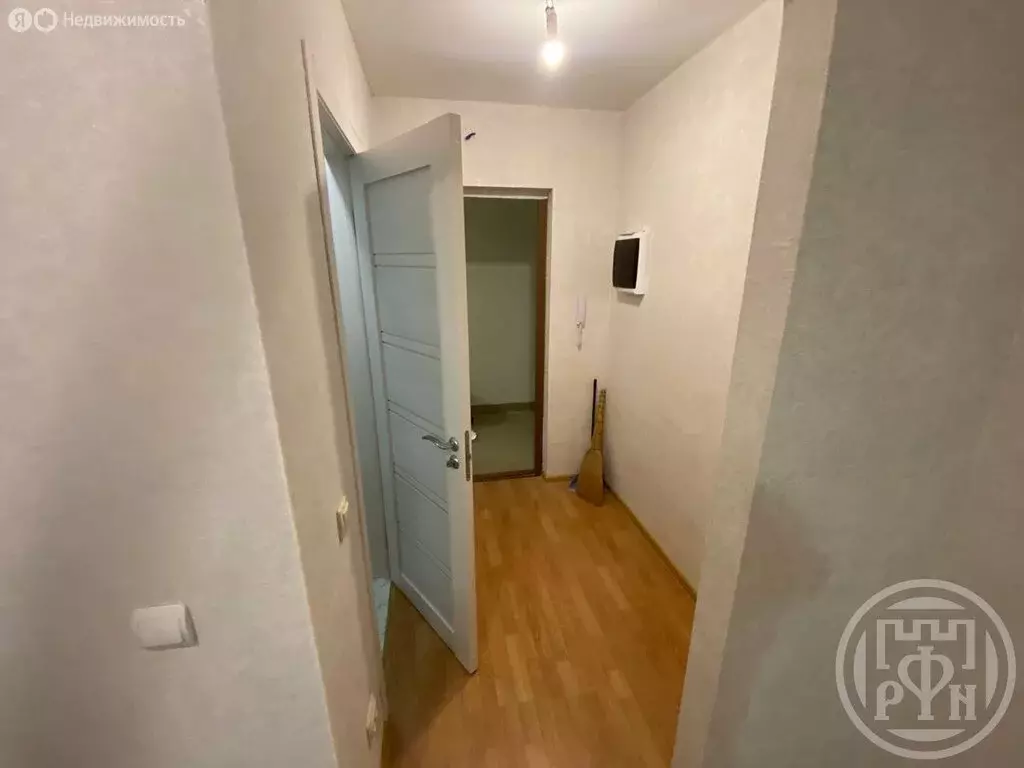 Квартира-студия: Ломоносов, Михайловская улица, 51 (20 м) - Фото 1