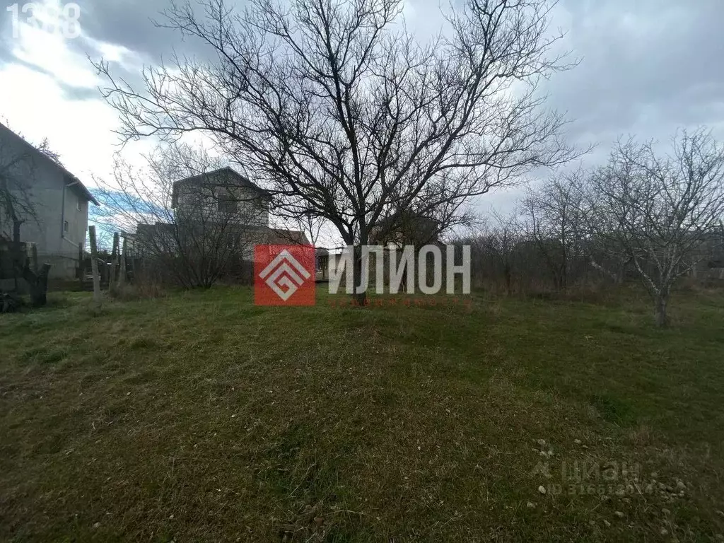 Участок в Крым, Феодосия Геотехник СПК, ул. Вишневая (6.0 сот.) - Фото 1
