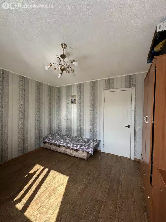 1-комнатная квартира: Октябрьский, улица Кортунова, 4 (28 м) - Фото 1